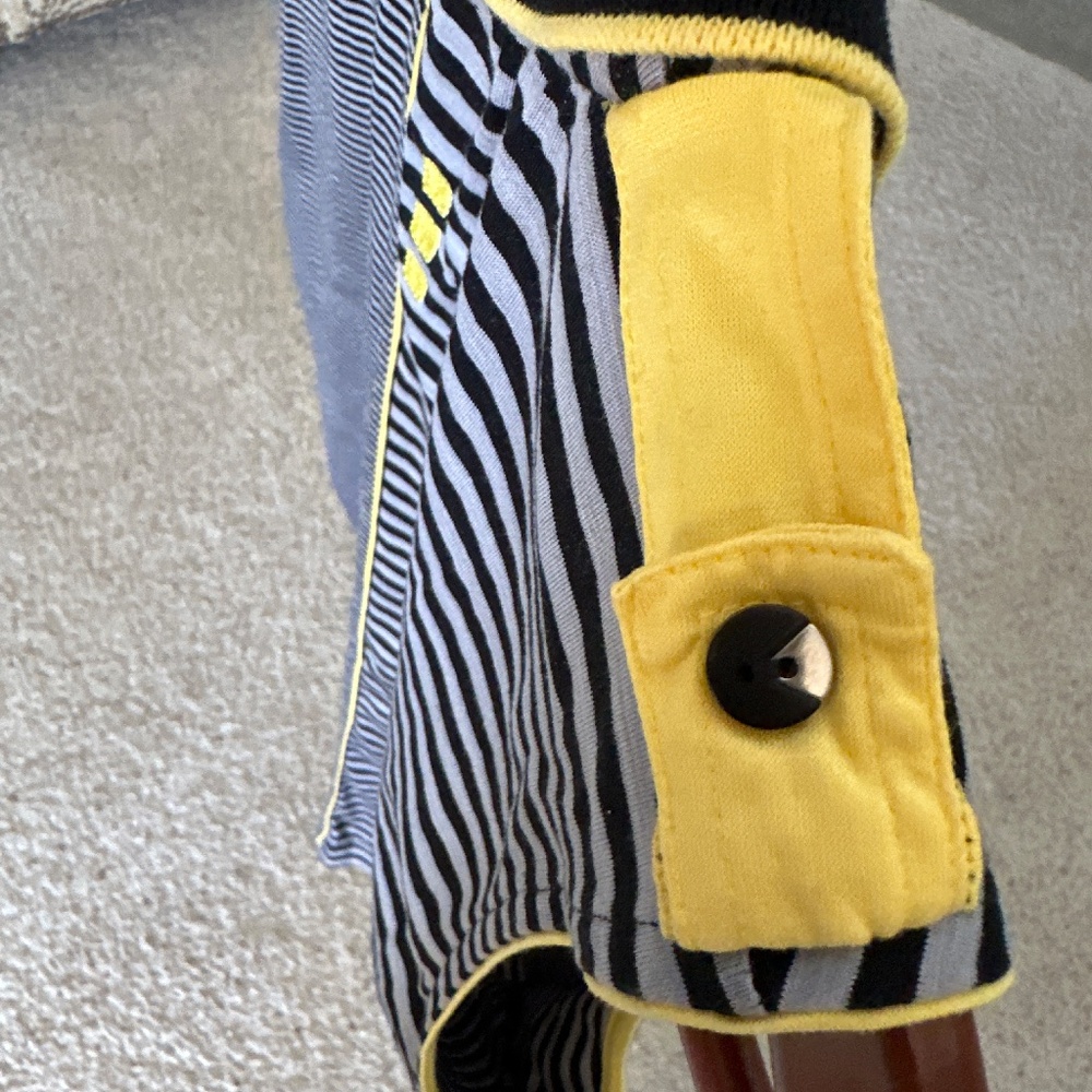 Women’s Golf Top - Picture 3 of 3